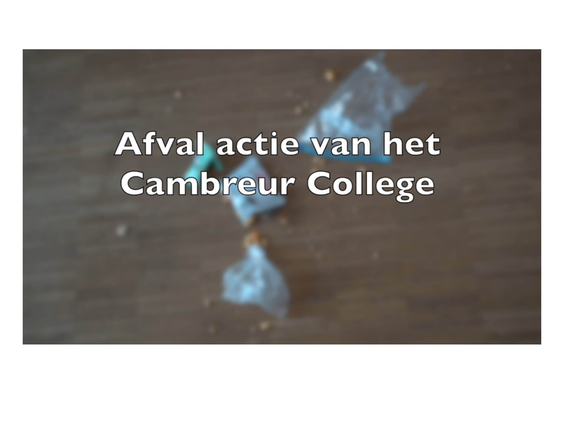 Optreden tijdens de pauze van Helder Theater over gedrag en afval